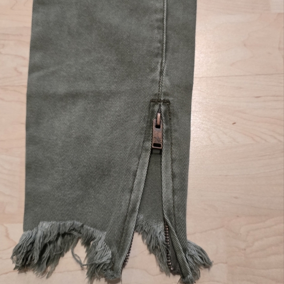 One Teaspoon High Waist Freebird Skinny Jeans - Picture 5 of 13